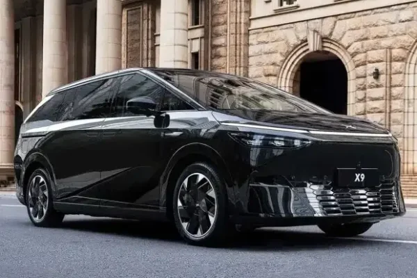 Xpeng X9: Luxury electric van arrives in Germany in June