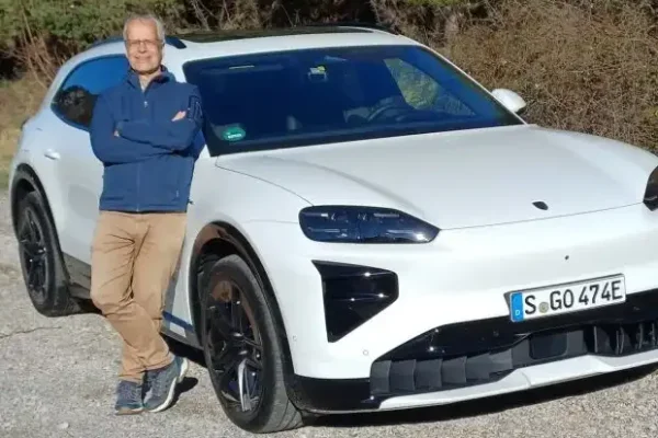 Porsche Cayenne Turbo Electric (2026): 850-kW rocket tested