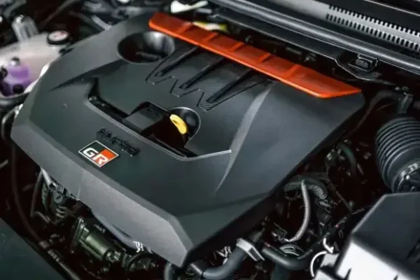Toyota makes it clear: Without combustion engines, it won't work globally