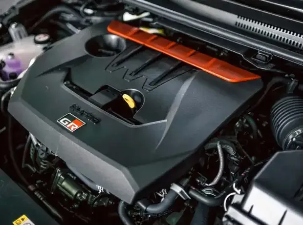 Toyota makes it clear: Without combustion engines, it won't work globally