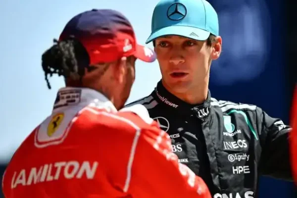 Lewis Hamilton suspects "party mode" at Mercedes in qualifying