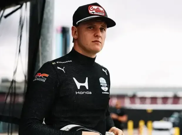 Titel-Bild zur News: Mick Schumachers IndyCar-Debüt dauerte nur vier Kurven lang