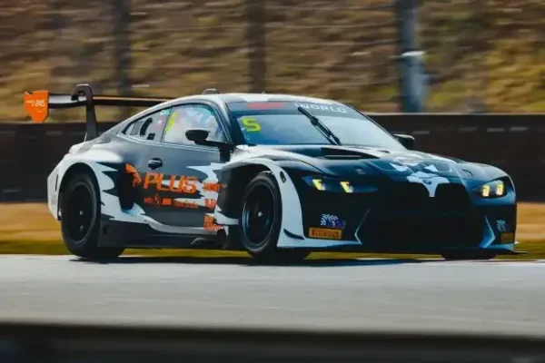 GT3 bolide in anime look: BMW brings Fortnite M4 to real life