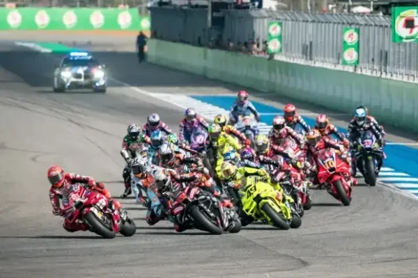 MotoGP rider market: Thailand GP raises doubts about 2027 deals