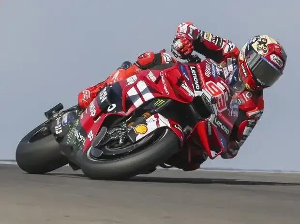 MotoGP FT1 Austin 2026: Marc Marquez crashes at around 190 km/h