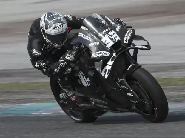 Private MotoGP test with Michelin and Pirelli tires: Three manufacturers involved