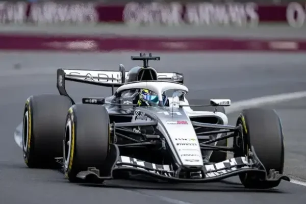 Cadillac debut in Melbourne: Sergio Perez hits milestone