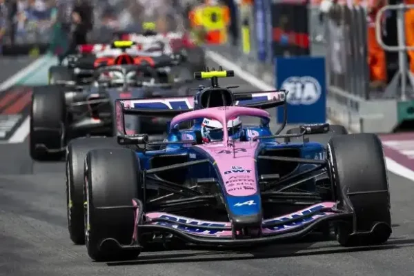 Crazy Formula 1: Drivers understand nothing - and overtake "by mistake"