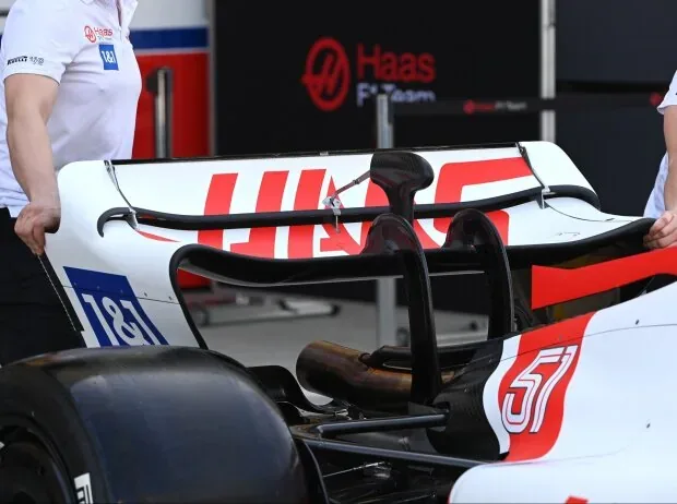 Haas rear wing