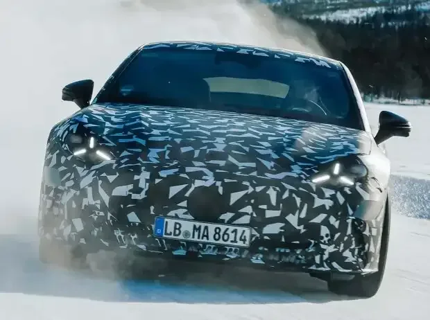 Title image for the news: Mercedes-AMG GT 4-Door Coupe (2026) winter test with prototypes
