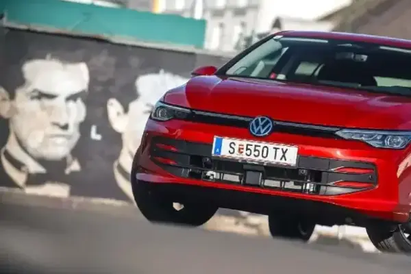 New VW Golf Falco: Limited GTI as a Tribute to Falco