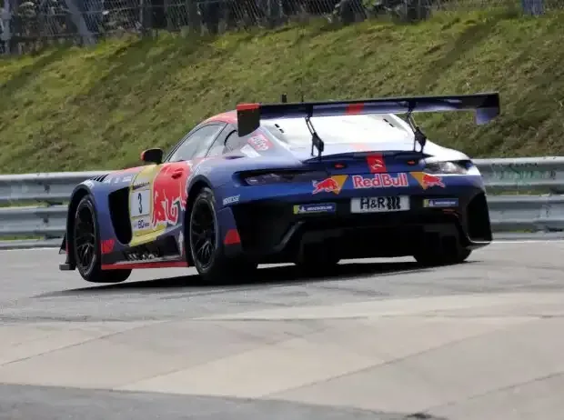 Title image for the news: Max Verstappen was out on the Nürburgring-Nordschleife again