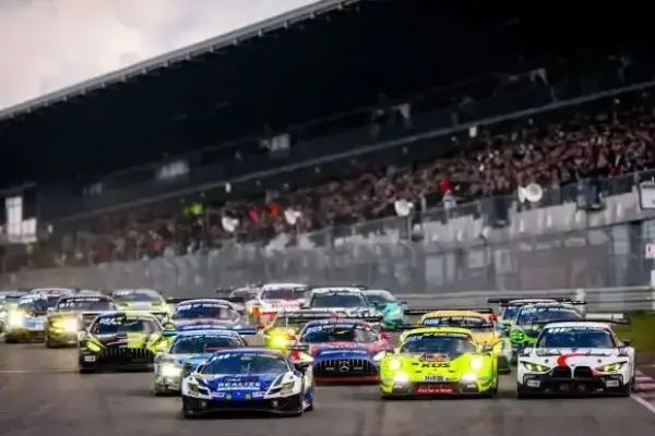 24h Nürburgring 2026: Starterliste mit 161 Teilnehmern und GT3-Boom