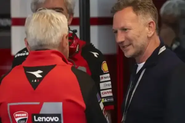 Christian Horner fuels speculation with MotoGP visit