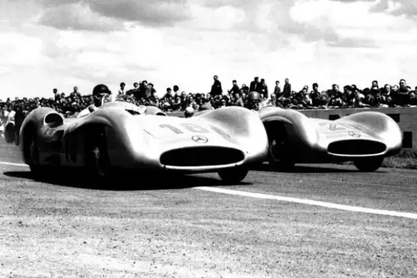 Every beginning is hard: The first victories of Formula 1 racing teams