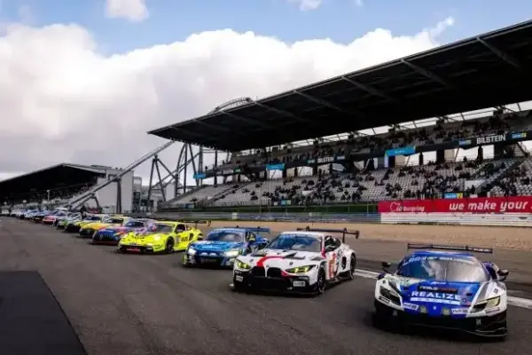 24h Nürburgring 2026: Erste Teilnehmer des Top-Qualifyings fix