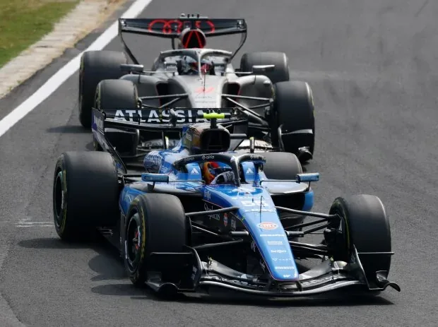 Carlos Sainz and Nico Hülkenberg at the Formula 1 race in Japan 2026