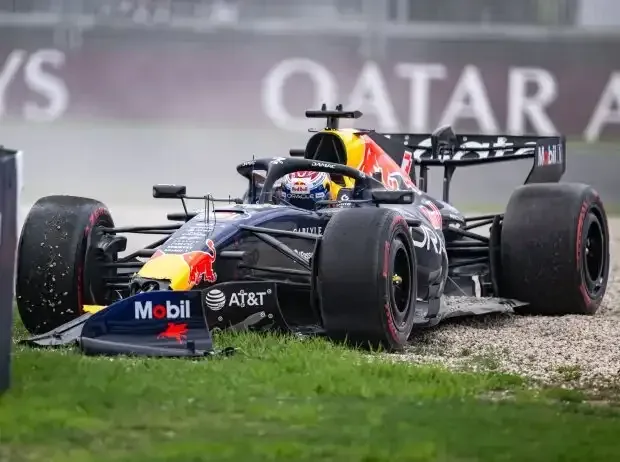 Title image for the news: Max Verstappen's accident at the Formula 1 qualifying in Australia 2026