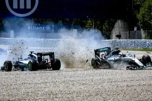 Toto Wolff reveals: Briefly fired Rosberg & Hamilton in 2016!