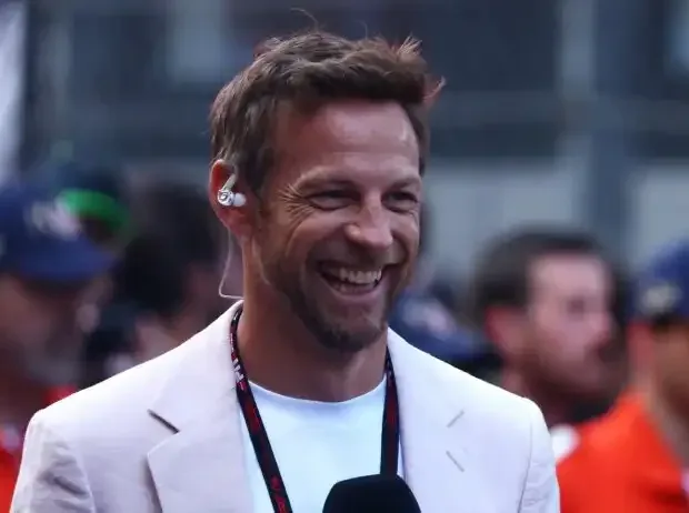 Title image for the news: Jenson Button in an interview with Lando Norris