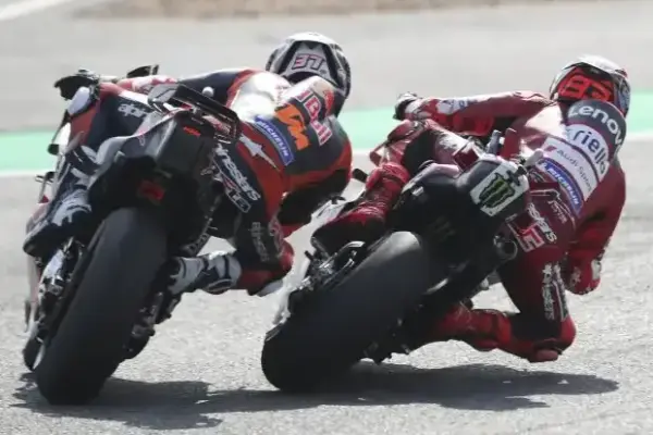 Suppo draws Rossi comparison: Acosta as a career booster for Marquez?