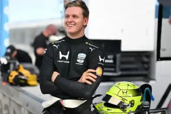 Indy 500 Pre-Test: Mick Schumacher passes Rookie Program