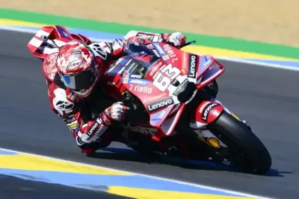 MotoGP Qualifying Le Mans 2026: Bagnaia ahead of Marc Marquez on pole