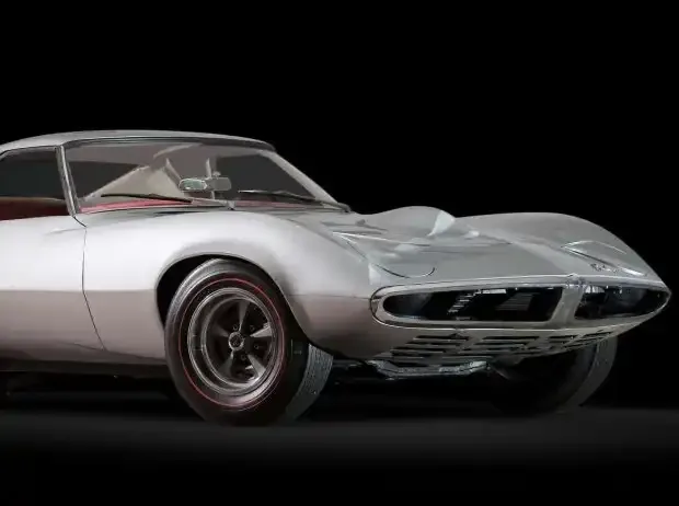 Forgotten Studies: Pontiac Banshee XP-833 Concept (1964)