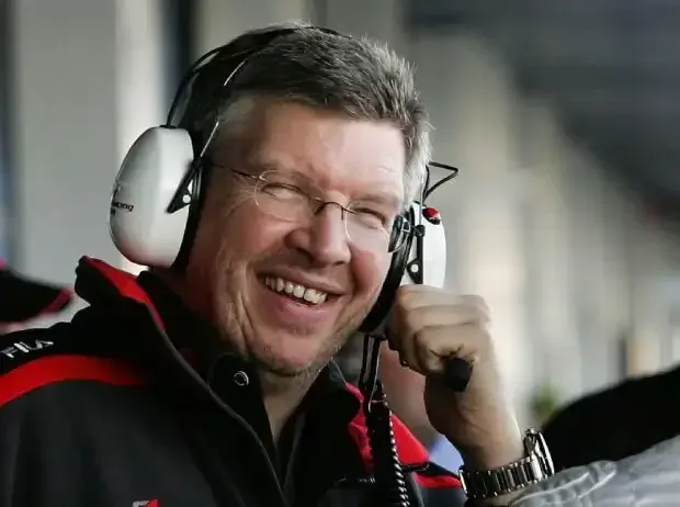 Title image for the news: Honda team boss Ross Brawn in December 2007