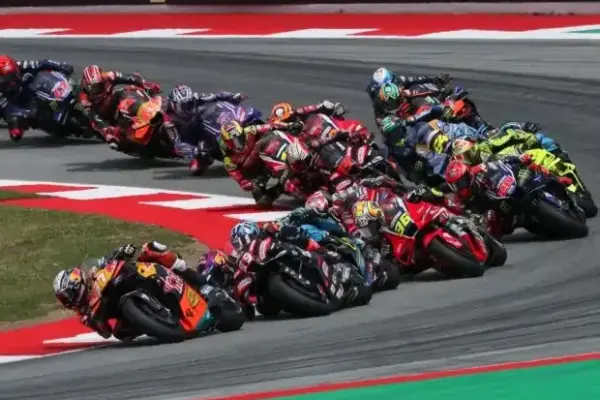 Massimo Rivola criticizes: "Acosta should not have been allowed to restart"
