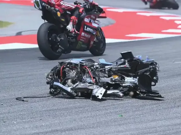 MotoGP Barcelona 2026: Serious Accidents Overshadow "Diggia" Victory