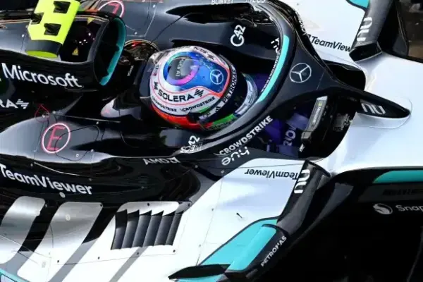 New clutch lever: Does that help with the starts, Kimi Antonelli?