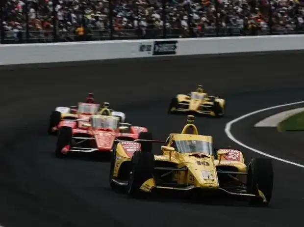 Titel-Bild zur News: Alex Palou beim Indy 500 2026