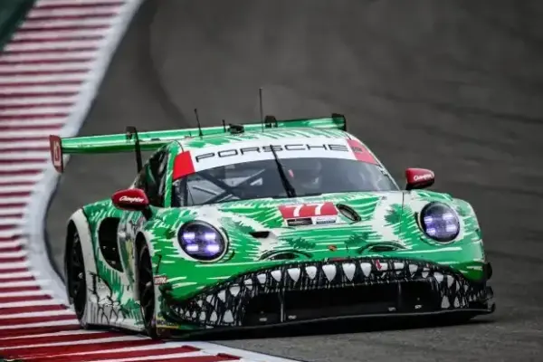 Dino-Porsche: How Rexy's New Sister Sketchy Came to Be