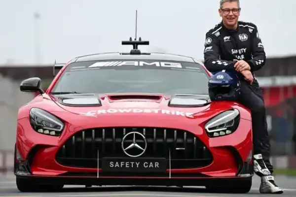 Formula 1: Bernd Mayländer explains the history of the safety car