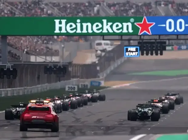 Title image for the news: Formula 1 start in Shanghai 2026