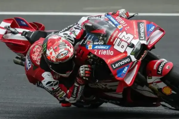 Bagnaia explains: Crash as a consequence of a technical problem