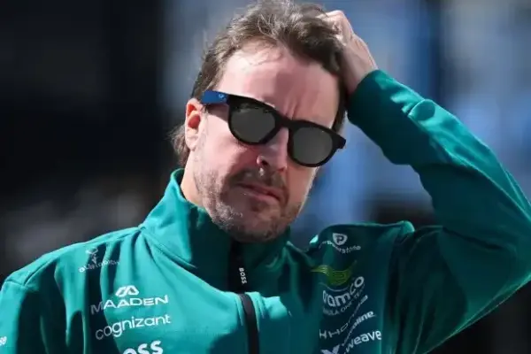 "Too much at the limit": Desperation crashes Alonso's Aston Martin