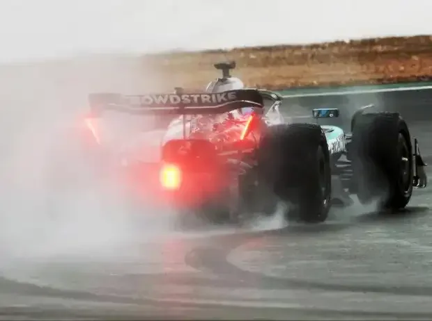 Title image for the news: Impressions from the Pirelli tire tests with Mercedes in Silverstone 2025