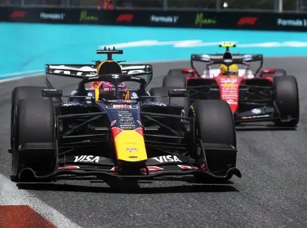 Title image for the news: Max Verstappen (Red Bull) ahead of Lewis Hamilton (Ferrari) at the Miami Grand Prix 2026