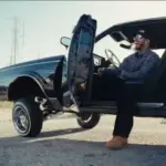 Like in GTA: Lewis Hamilton causes laughter with crazy lowrider video