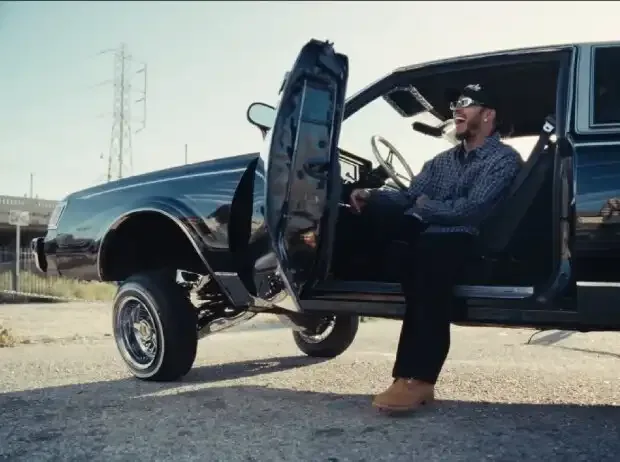 Like in GTA: Lewis Hamilton causes laughter with crazy lowrider video