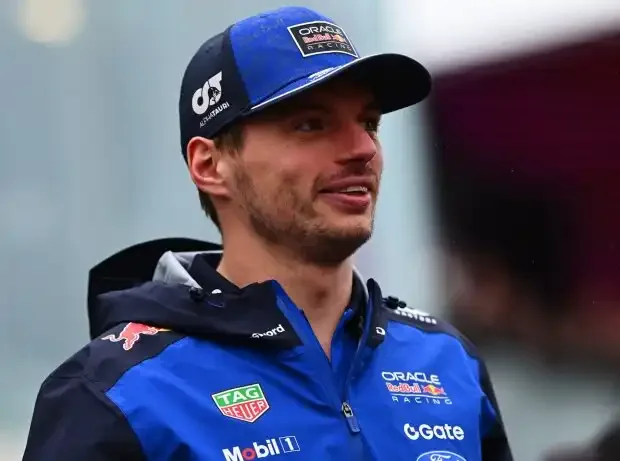 Red Bull: Max Verstappen drives in socks to Sim-NASCAR best time