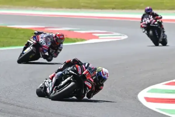 Clear words from Davide Tardozzi: "Aprilia is currently superior"