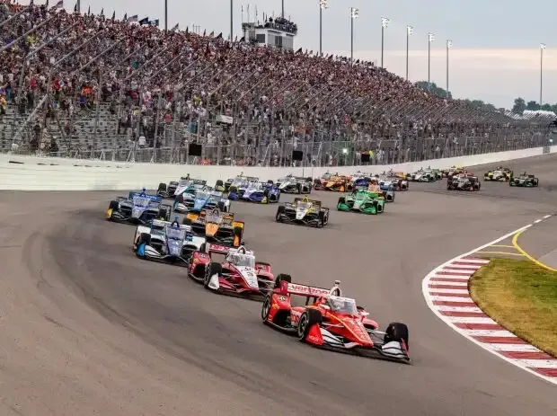 Title image for the news: Start of the IndyCar race in St. Louis 2025