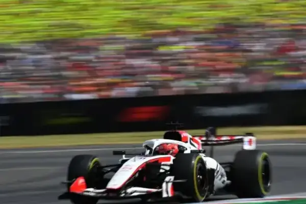 Komatsu explains Haas crash: "We were simply out-developed"