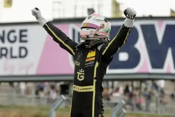 DTM Race Oschersleben 2: Bortolotti snatches victory after Manthey blunder