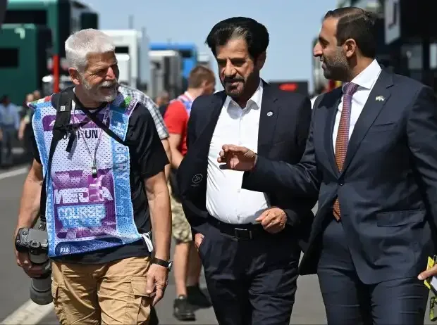 Title image for the news: Petr Pavel (left) accompanied by FIA President Mohammed bin Sulayem