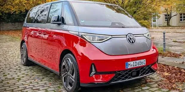 ID. Buzz with gasoline engine? VW tested range extender concept