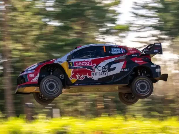 WRC Rally Finland 2026: Ogier leads, problems for Neuville and Lappi